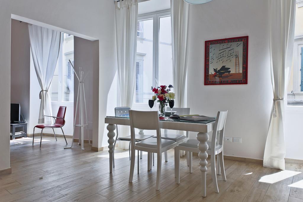 Apartments Florence Pandolfini Street Room photo